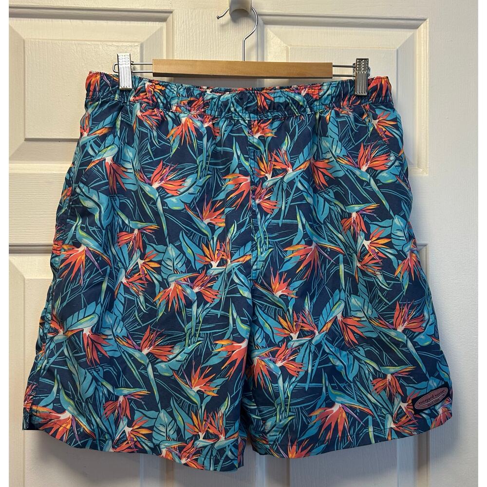 Vineyard Vines Men's Birds of Paradise Chappy Swim Trunks, Size M